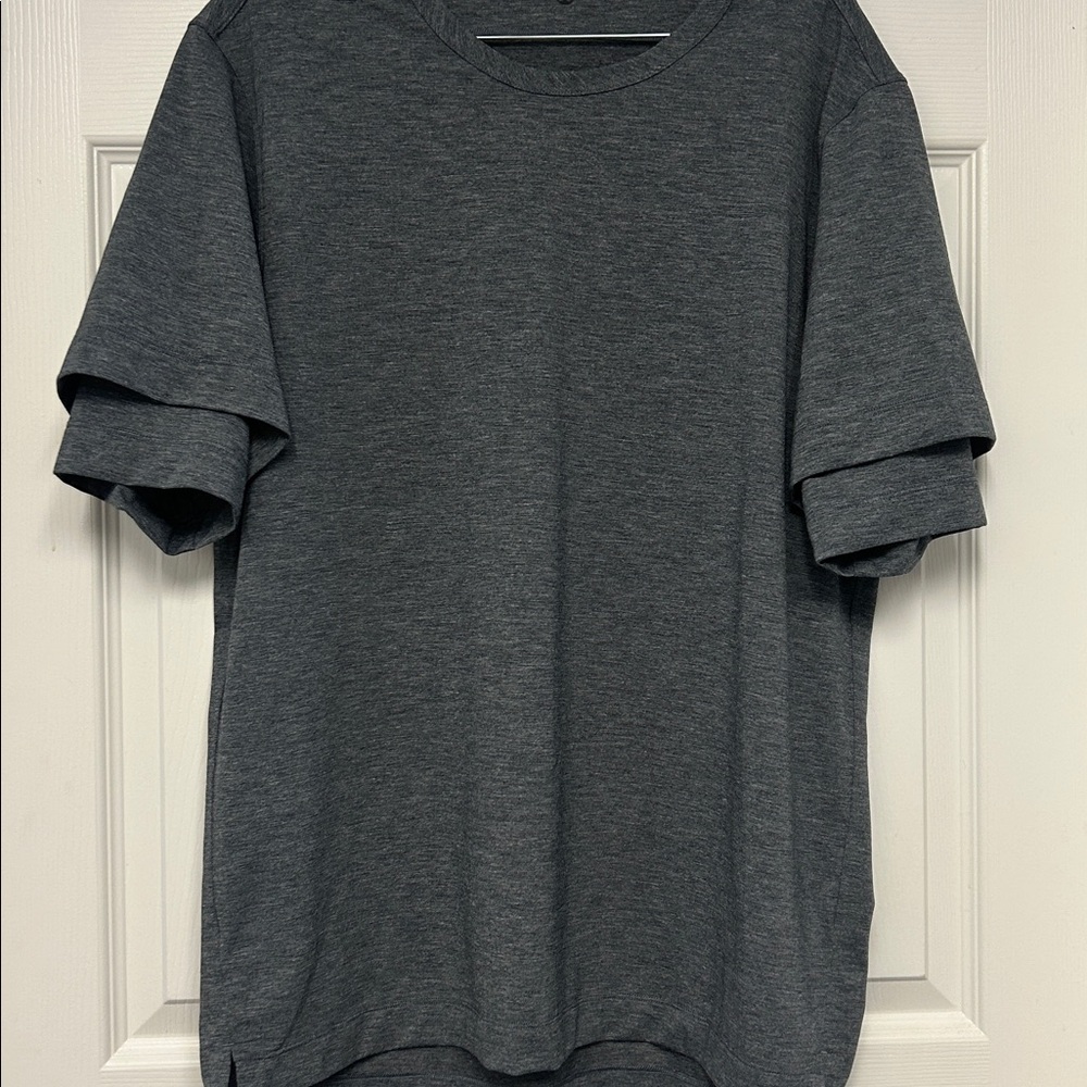 Lululemon rare Athletic T Shirt Gray Metal Men's Size XXL Gym Training